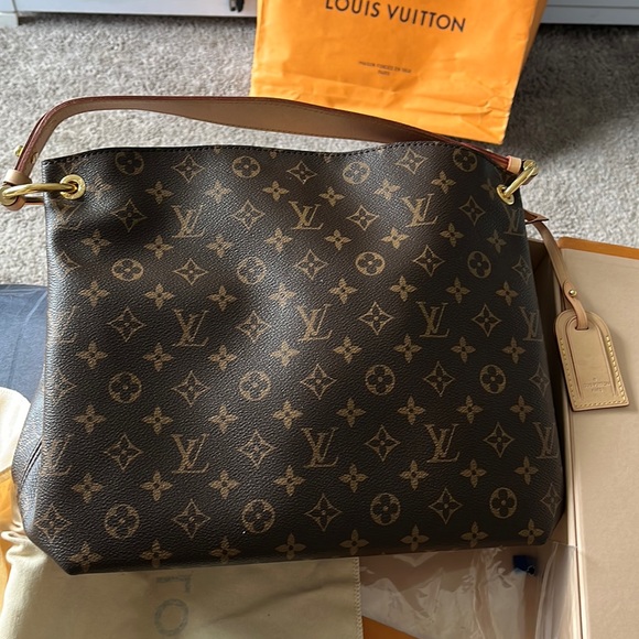 Louis Vuitton Handbags - Louis Vuitton Graceful PM Bag